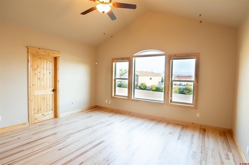 69072 Oak Grove Road Property Photo 12