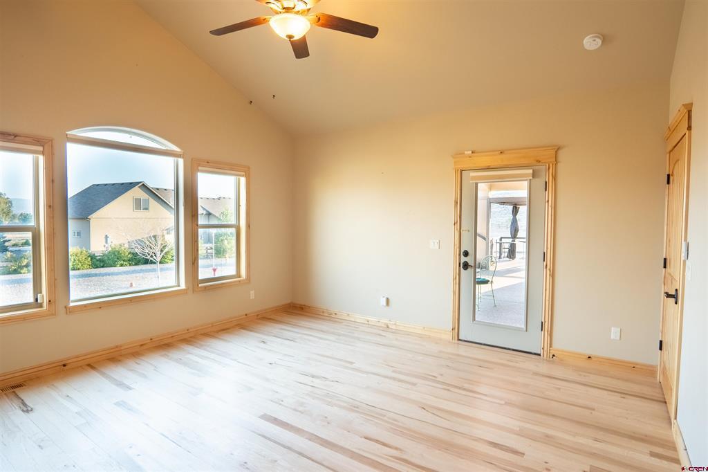 69072 Oak Grove Road Property Photo 14