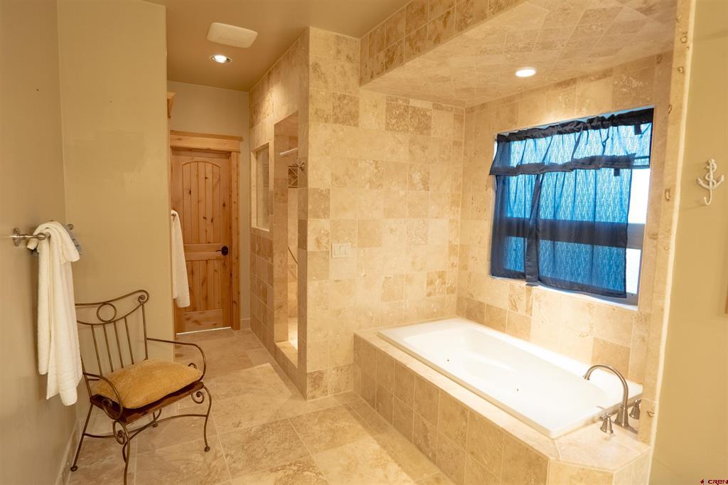 69072 Oak Grove Road Property Photo 16
