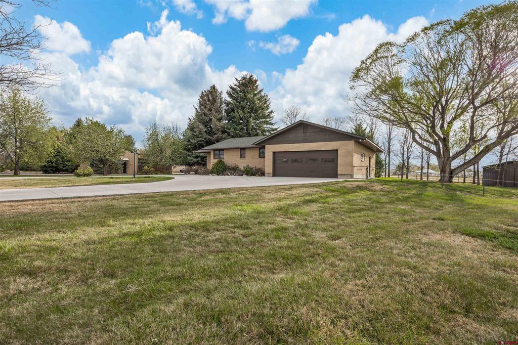 62781 Highway 90 Property Photo 2