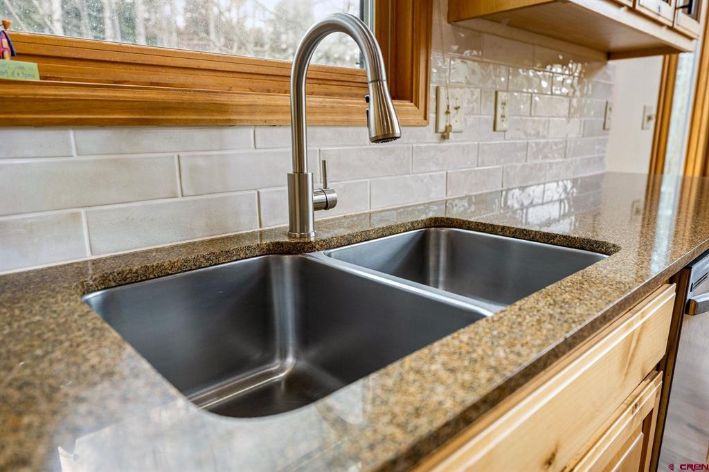 261 Aspen Drive Property Photo 8