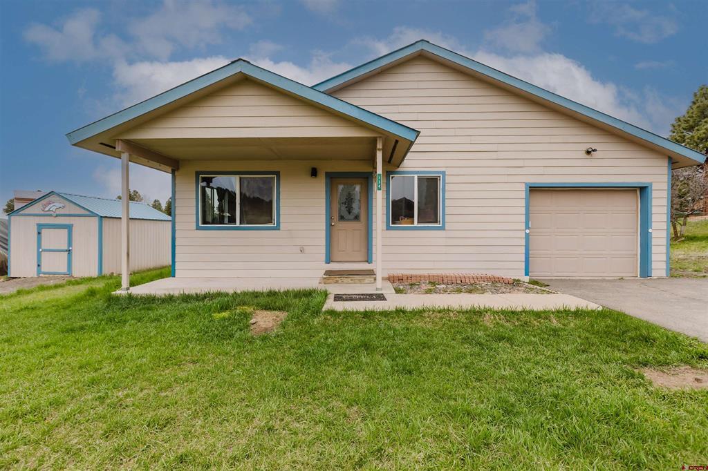134 Snow Circle Property Photo 1