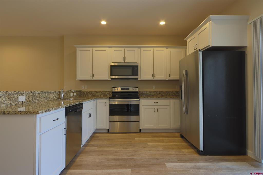 300 Joseph Lane Property Photo 3