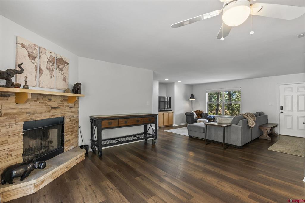 1175 Pine Tree Drive Property Photo 4