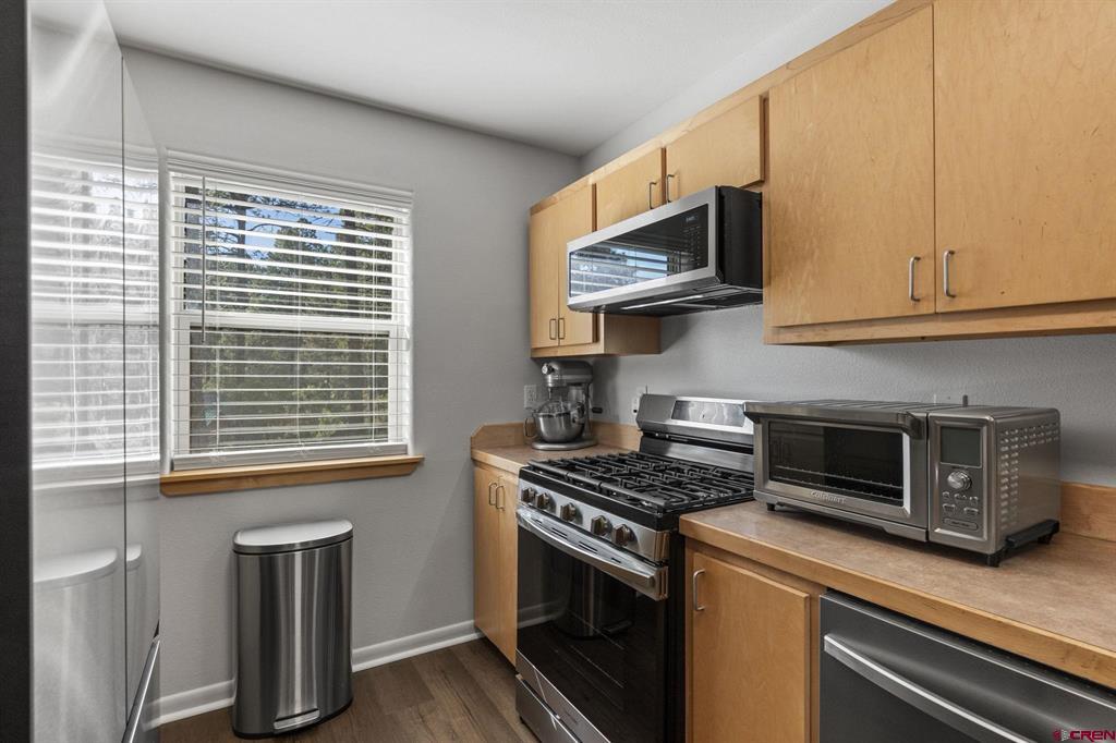 1175 Pine Tree Drive Property Photo 11