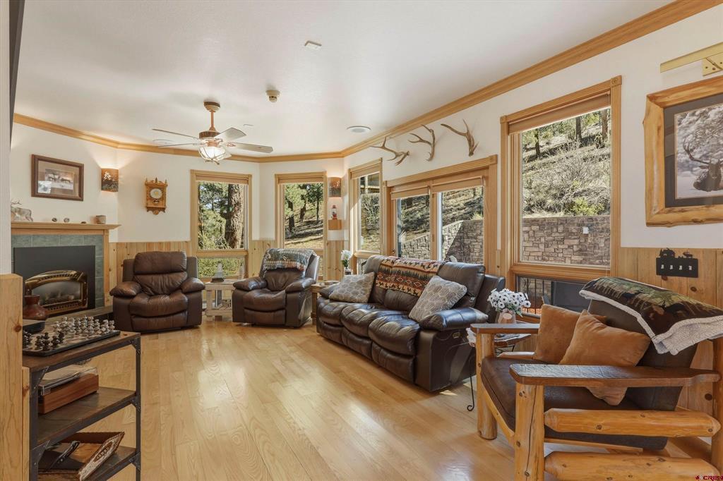 465 Skyline Dr Property Photo 6