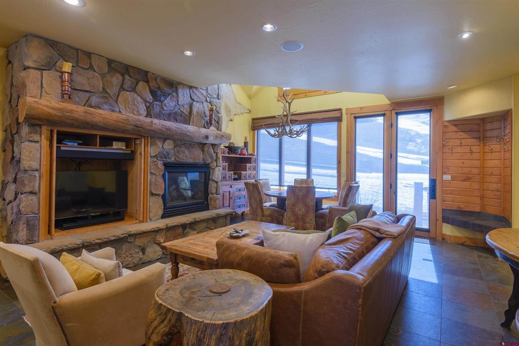 16 Snowmass Rd Property Photo 23