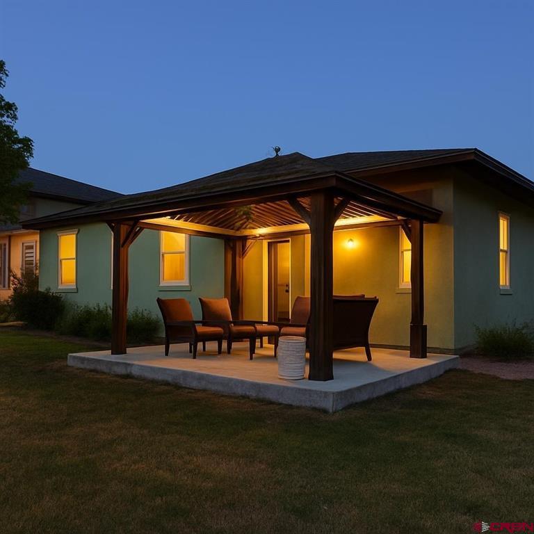 1711 Golf Course Lane Property Photo 4