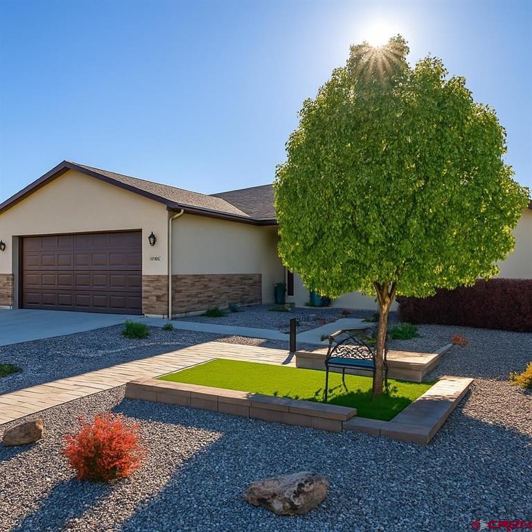 1711 Golf Course Lane Property Photo 6