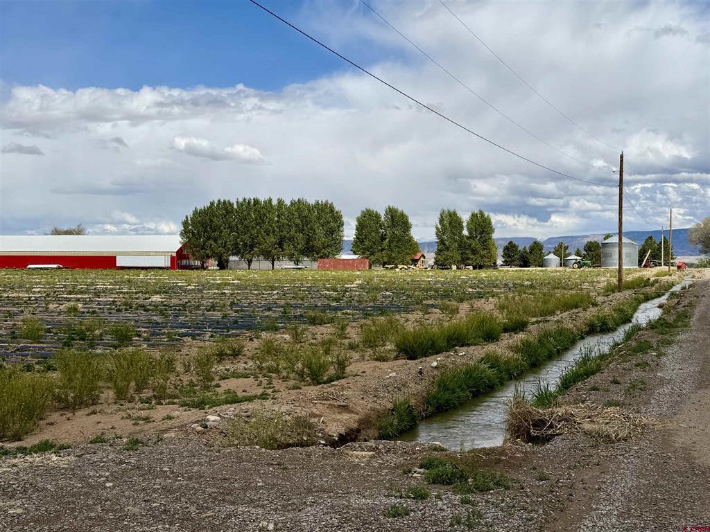3998 5500 Road Property Photo 17