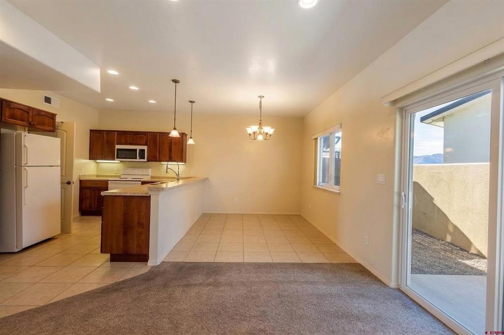 1181 E Montezuma Avenue Property Photo 9