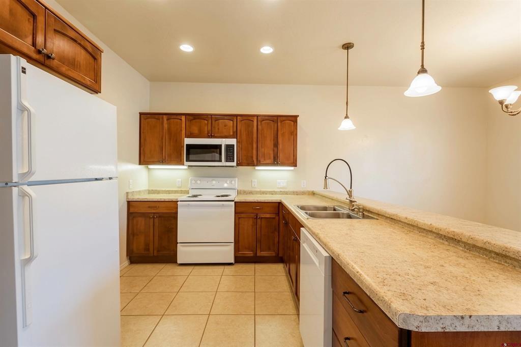1181 E Montezuma Avenue Property Photo 14