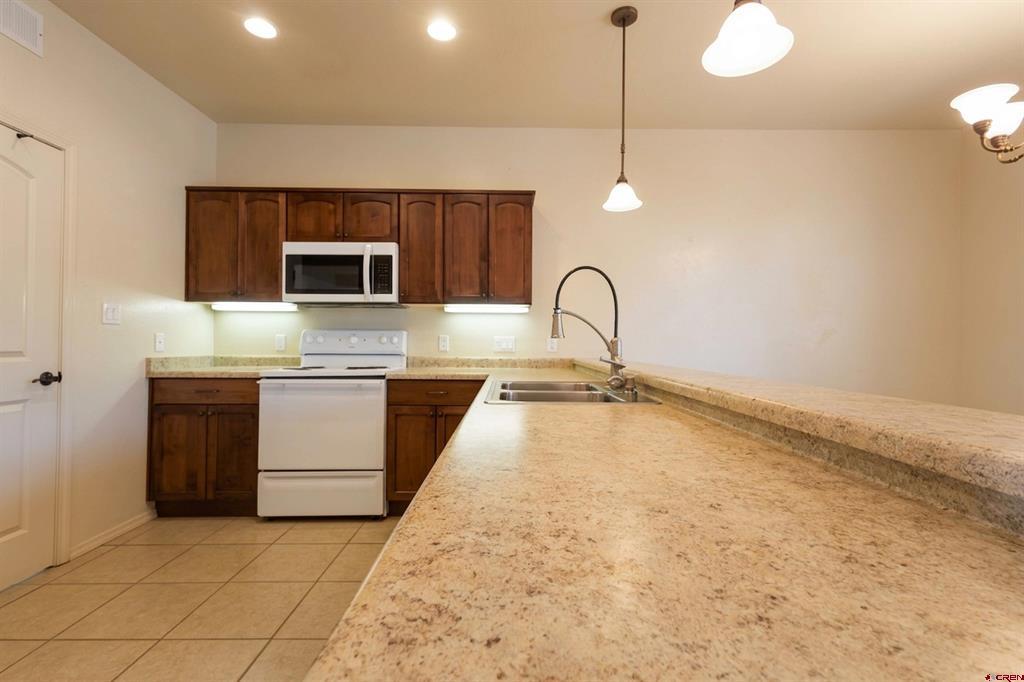 1181 E Montezuma Avenue Property Photo 15