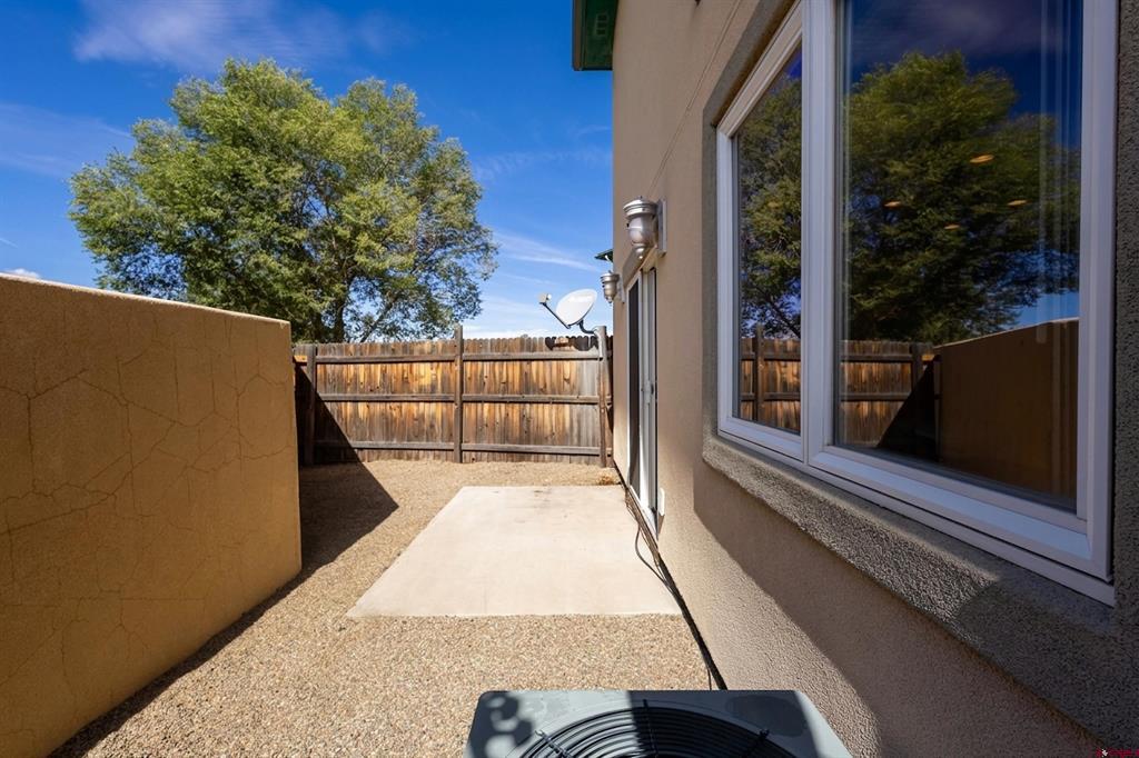 1181 E Montezuma Avenue Property Photo 33