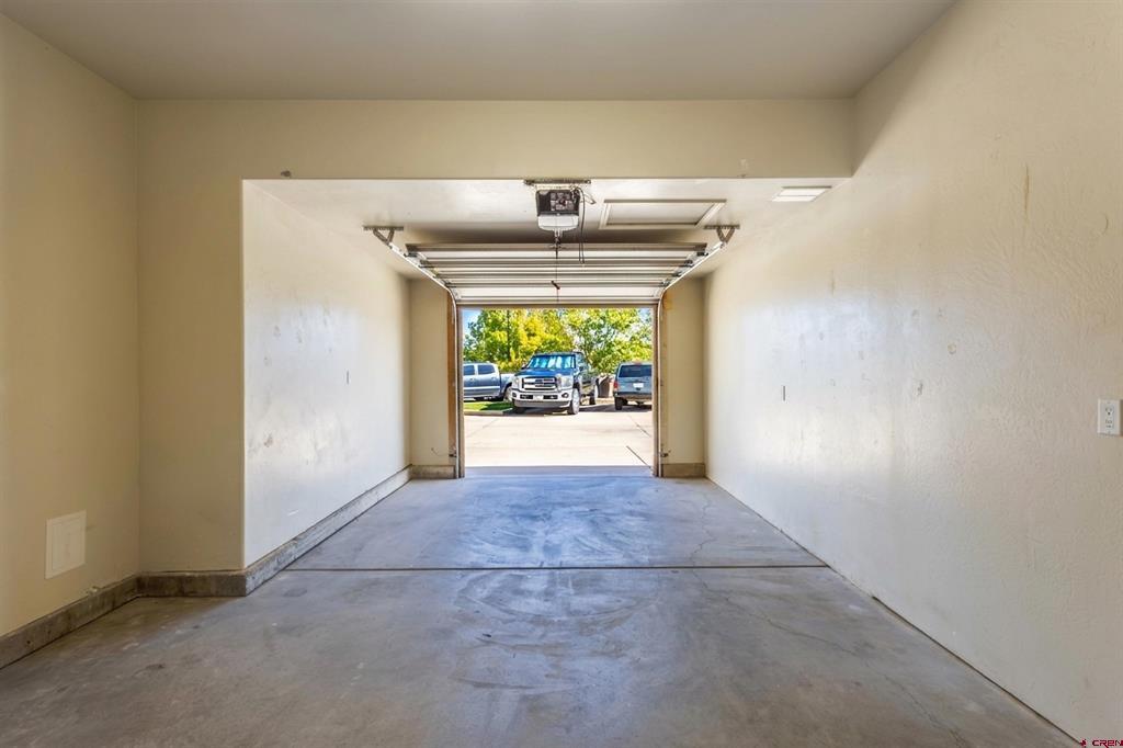 1181 E Montezuma Avenue Property Photo 34