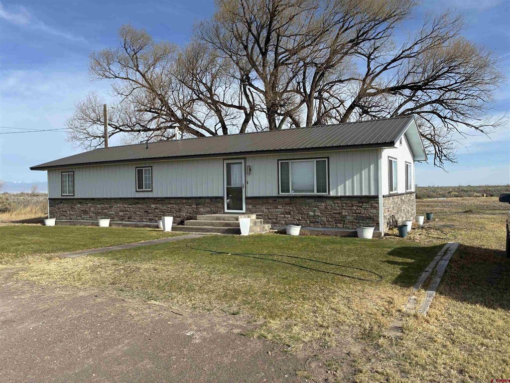 18935 State Highway 136 Property Photo 5