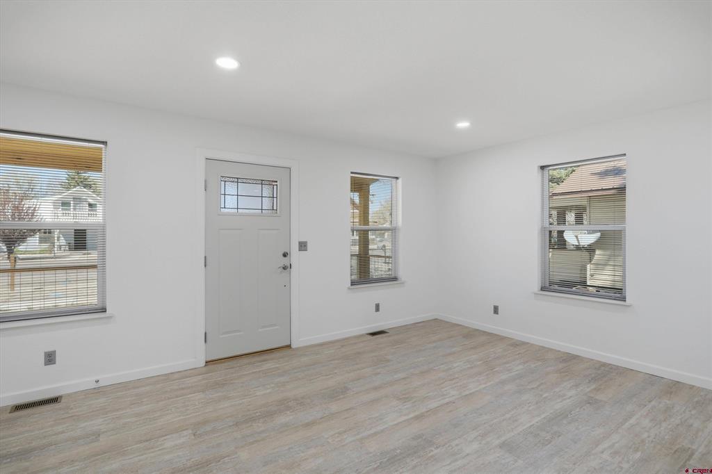 318 Jefferson Street Property Photo 10