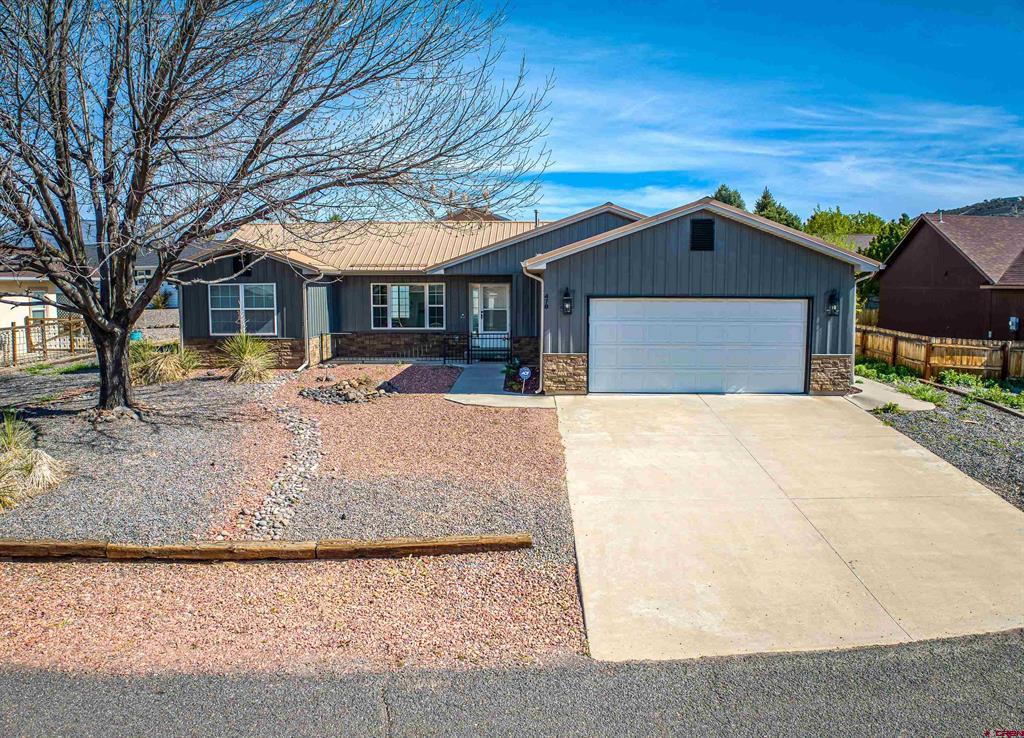 478 Se Birdie Circle Property Photo 1