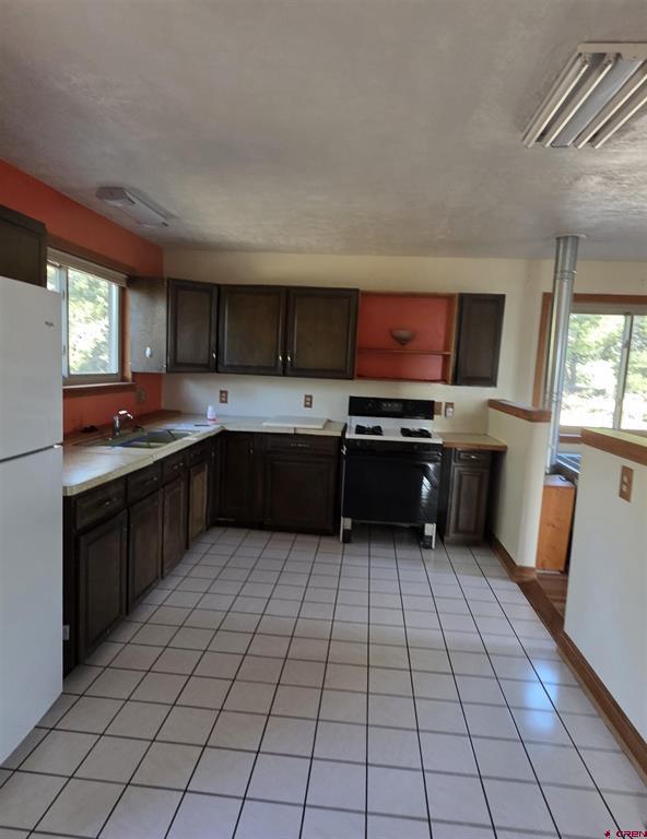 3585 & 3586 Alfresco Way Property Photo 7