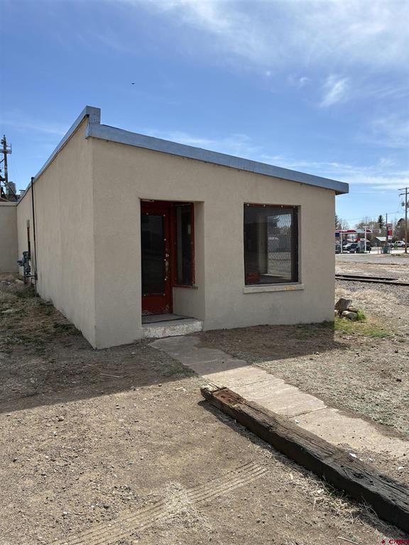 307 Broadway Street Property Photo 3