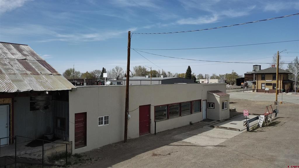 307 Broadway Street Property Photo 5