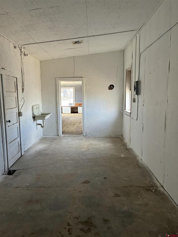 307 Broadway Street Property Photo 11