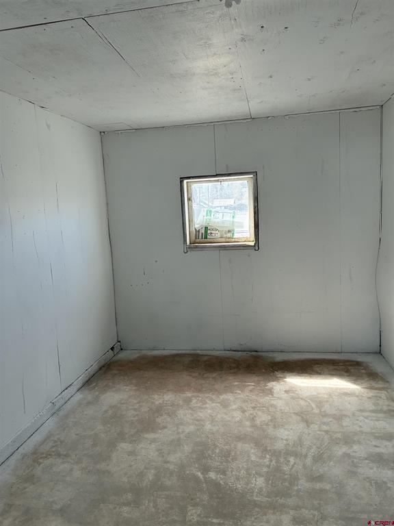 307 Broadway Street Property Photo 12