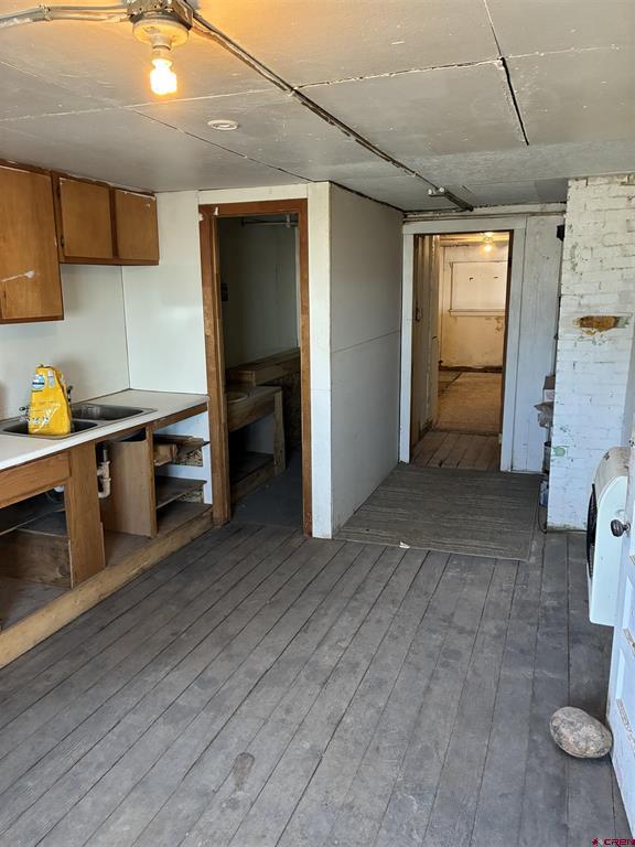 307 Broadway Street Property Photo 17