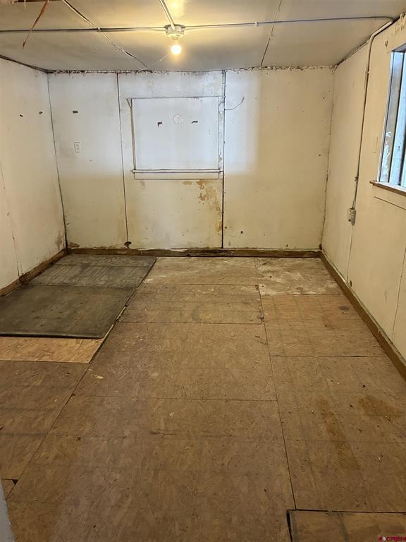 307 Broadway Street Property Photo 18