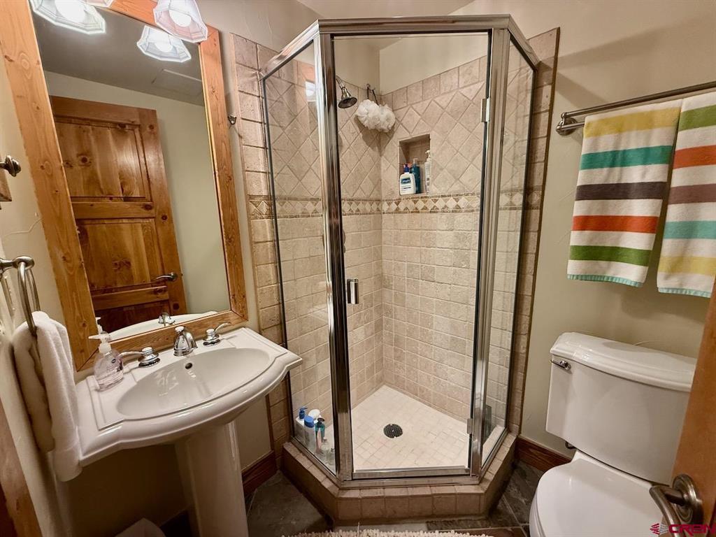 9 Hunter Hill Road Property Photo 24