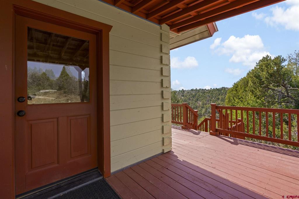 1405 Cougar Way Property Photo 9