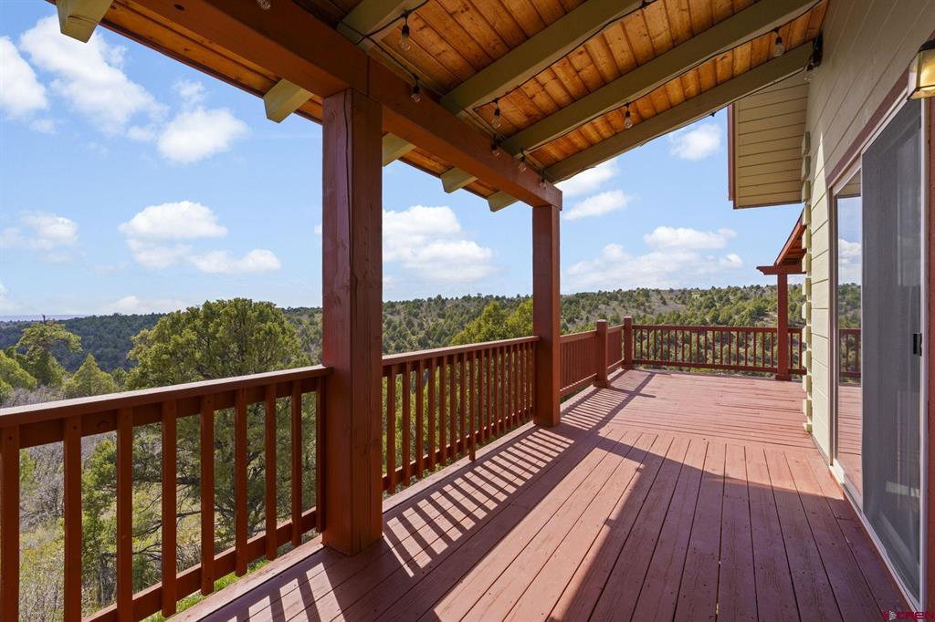 1405 Cougar Way Property Photo 18