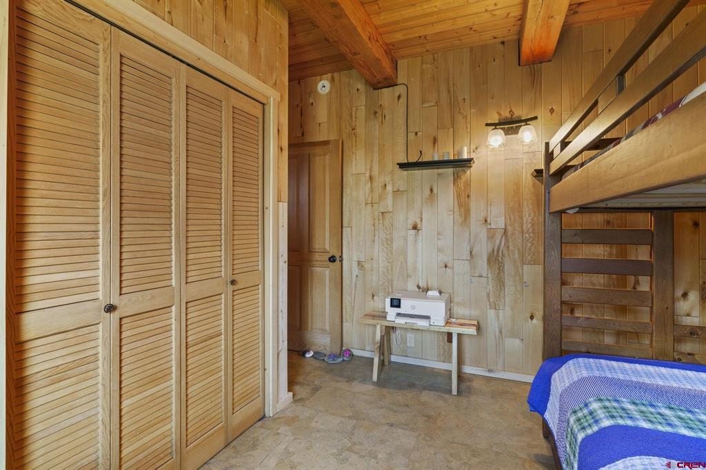1405 Cougar Way Property Photo 31