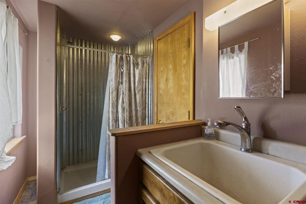 1405 Cougar Way Property Photo 33