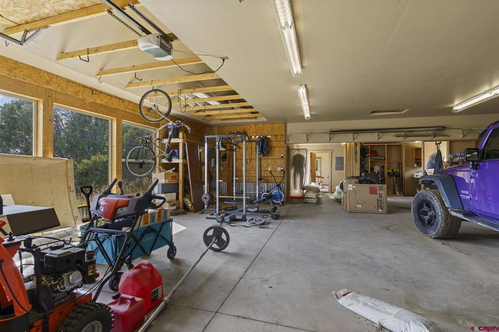 1405 Cougar Way Property Photo 37