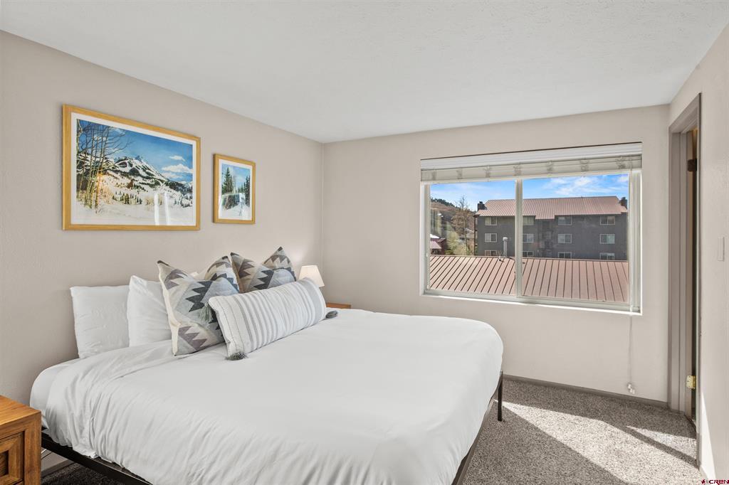 651 Gothic Road Property Photo 6