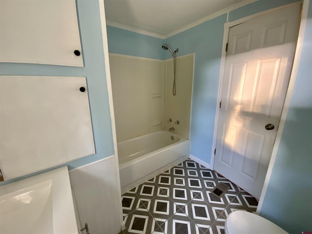 114 Phyllis Lane Property Photo 16