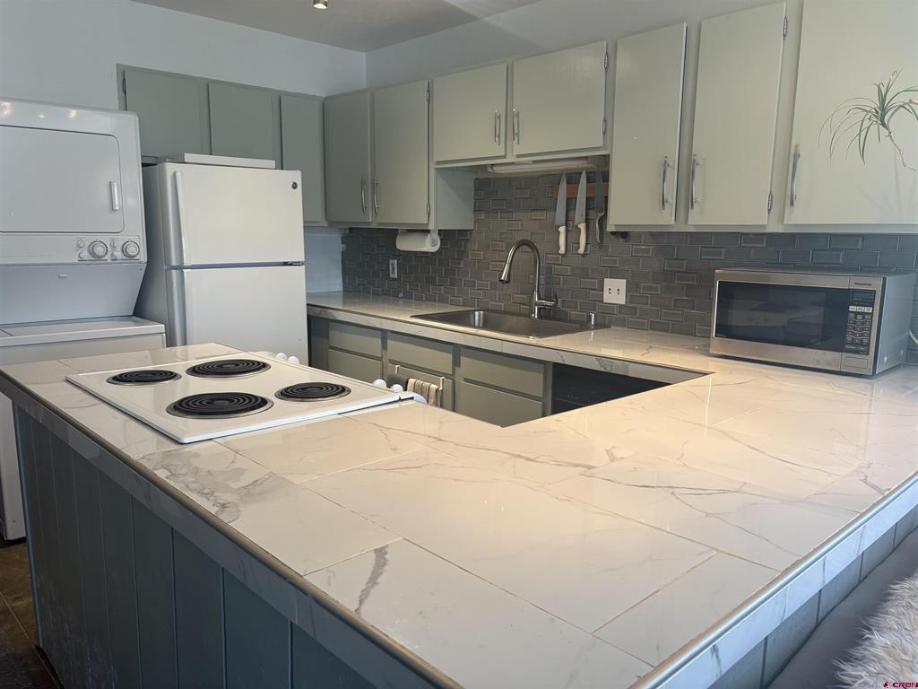 26 Castle Road Property Photo 1