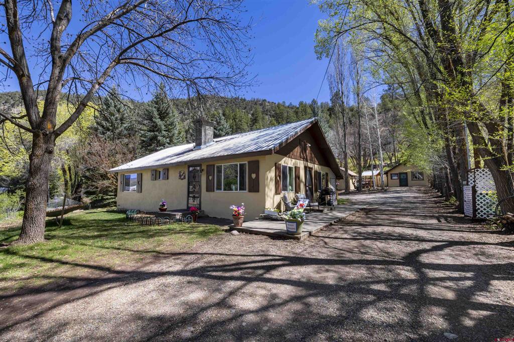 1326 County Road 250 Property Photo 2