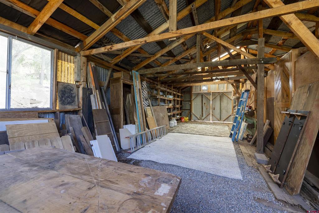 1326 County Road 250 Property Photo 43