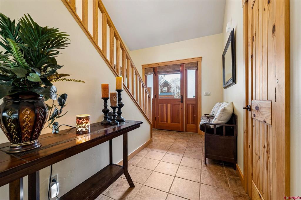 34 El Diente Drive Property Photo 3
