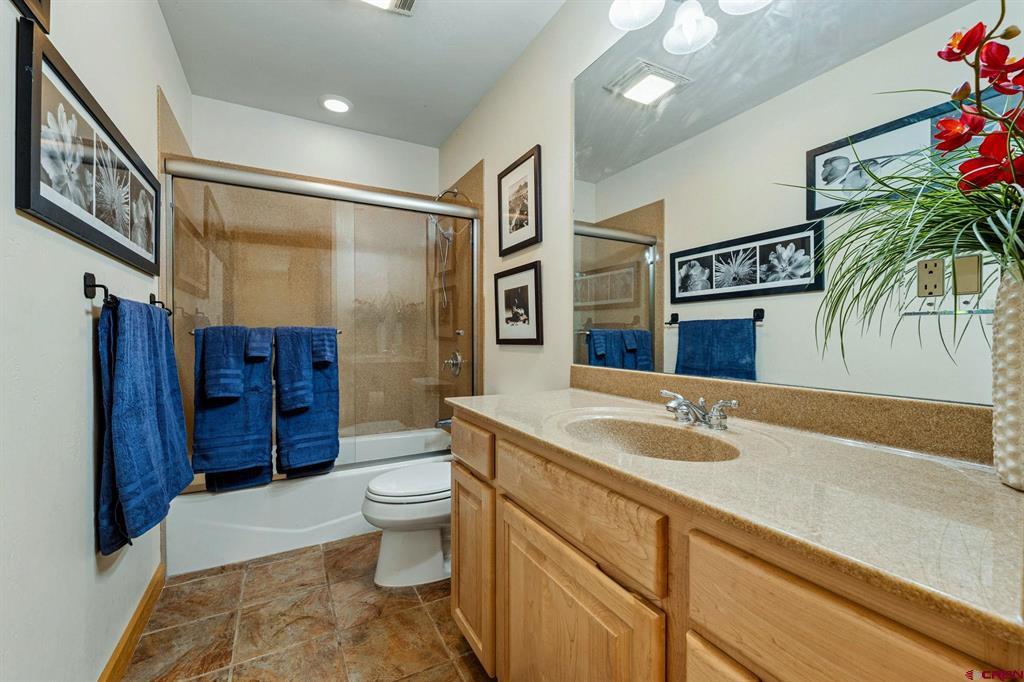 34 El Diente Drive Property Photo 14