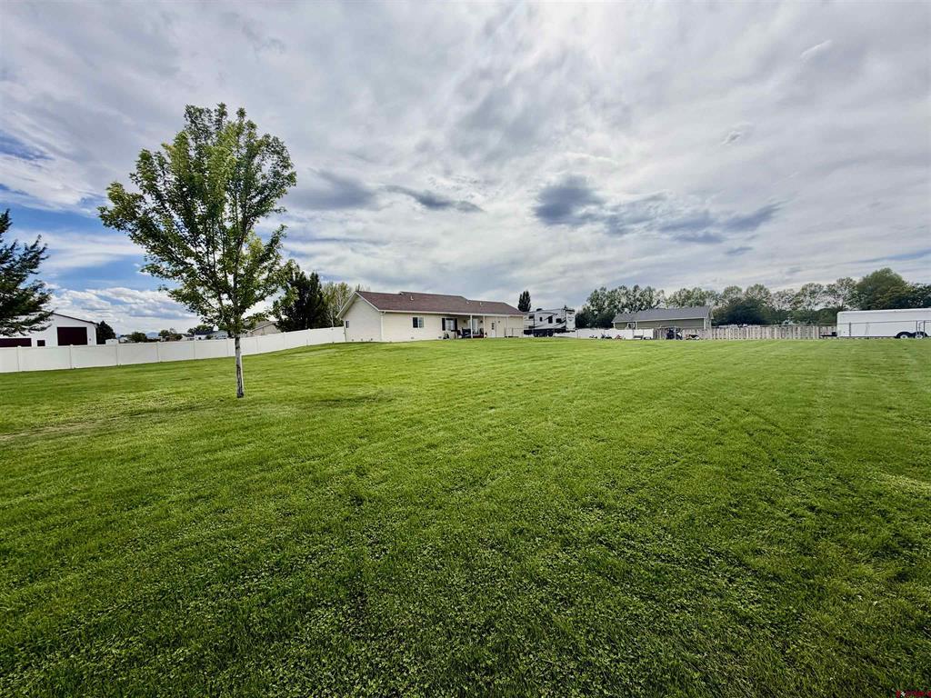 11595 Joyful Way Property Photo 3