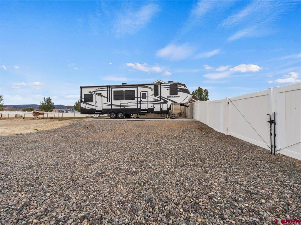 11595 Joyful Way Property Photo 25