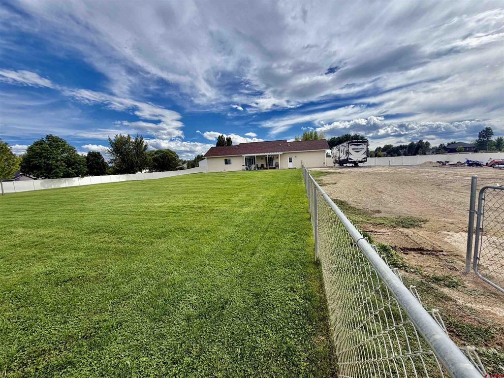 11595 Joyful Way Property Photo 30