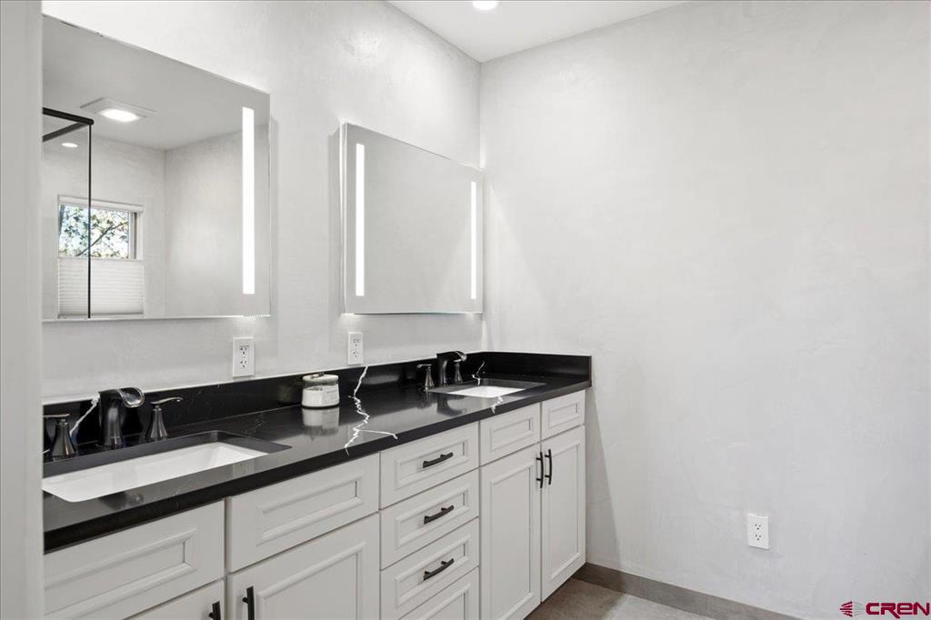 320 S Amelia Street Property Photo 18