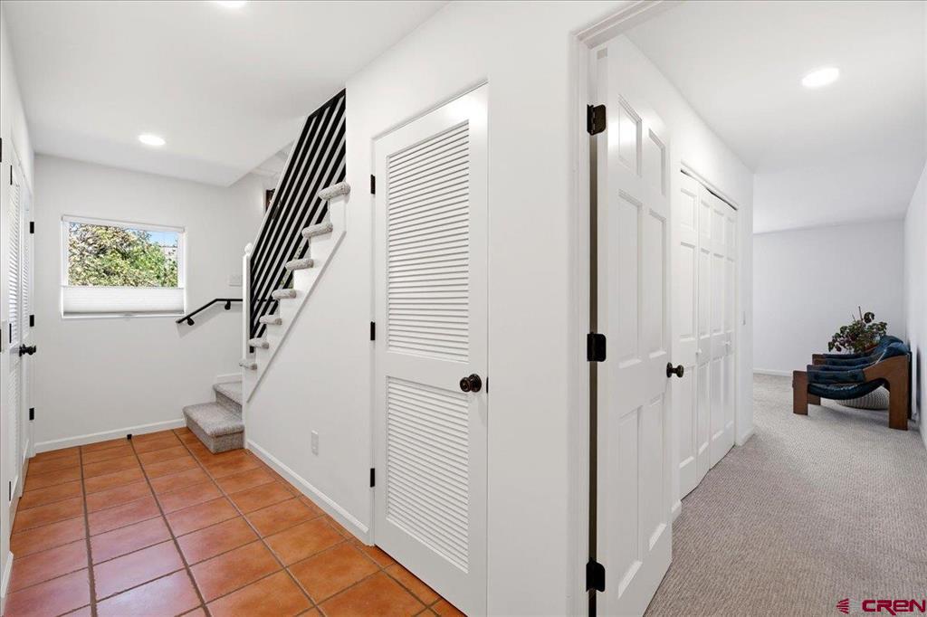 320 S Amelia Street Property Photo 20