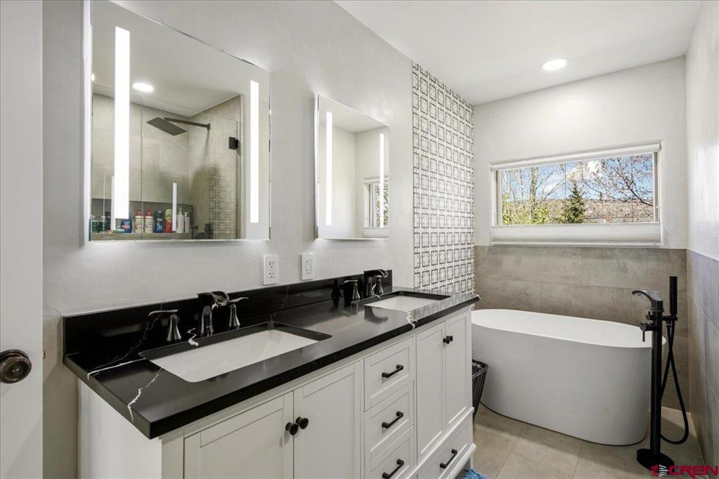 320 S Amelia Street Property Photo 24