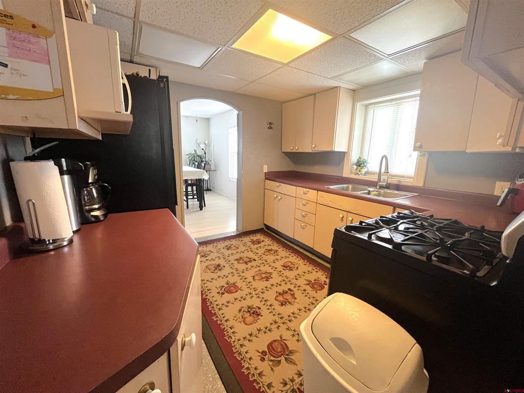 204 S Chestnut Street Property Photo 5