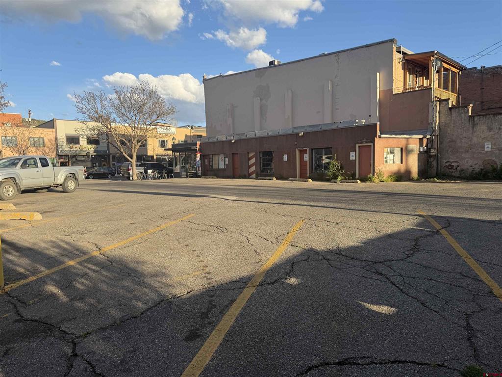 1043 Main Avenue Property Photo 1